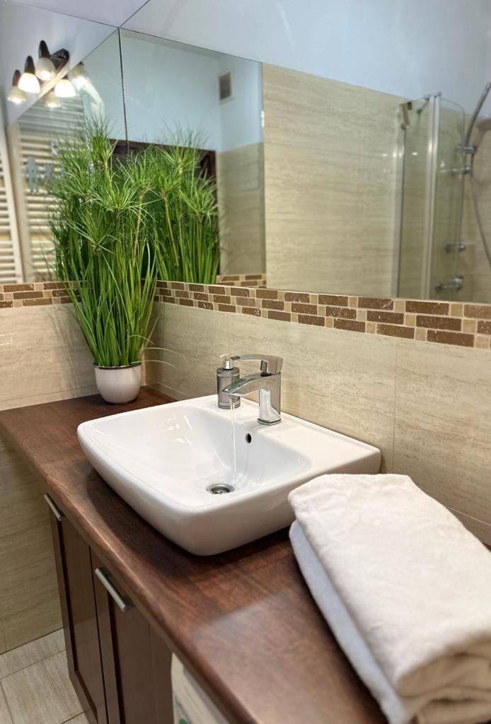 Apartament Przy Rynku พอซนาน ภายนอก รูปภาพ